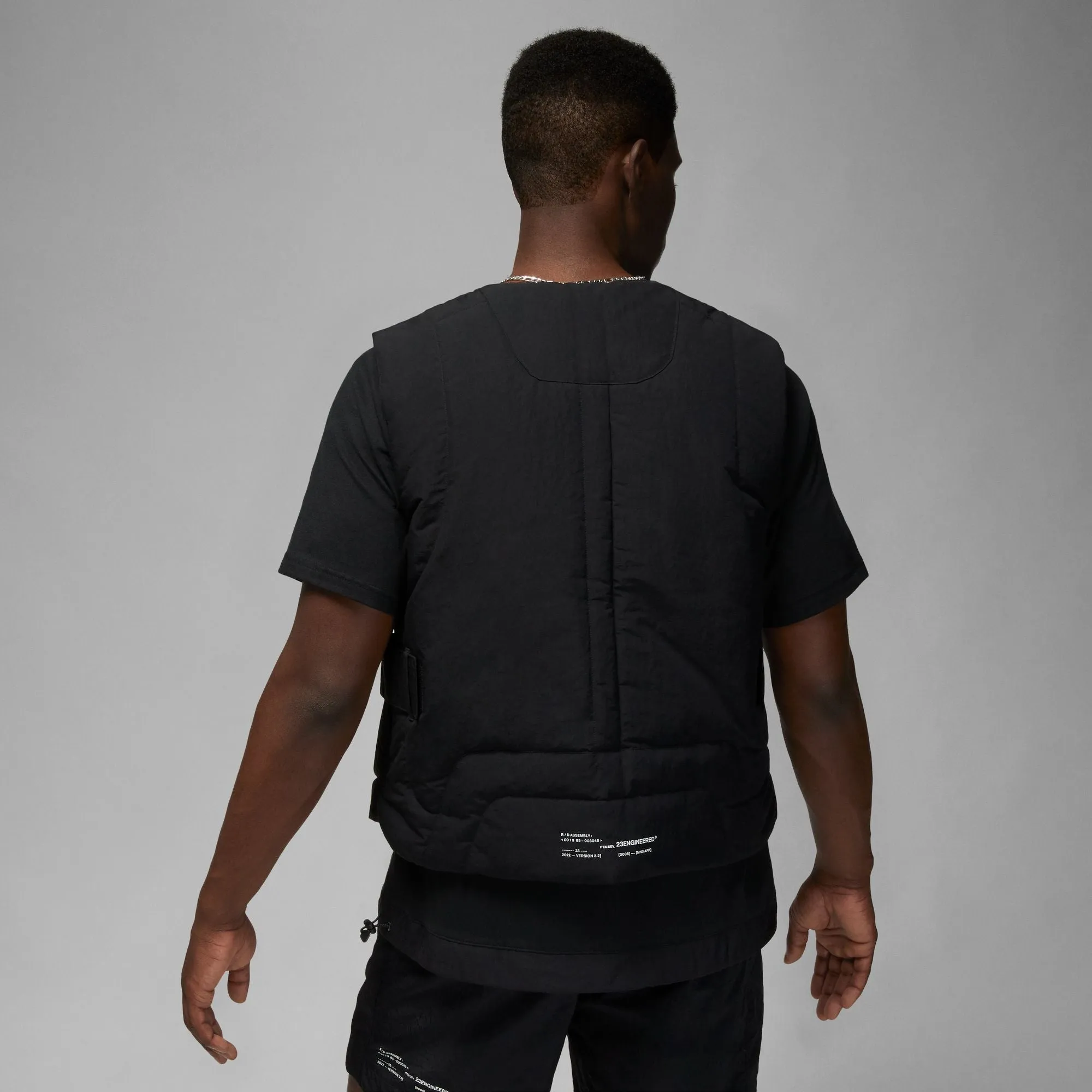 Air Jordan Mens Jordan 23 Engineered Statement Vest