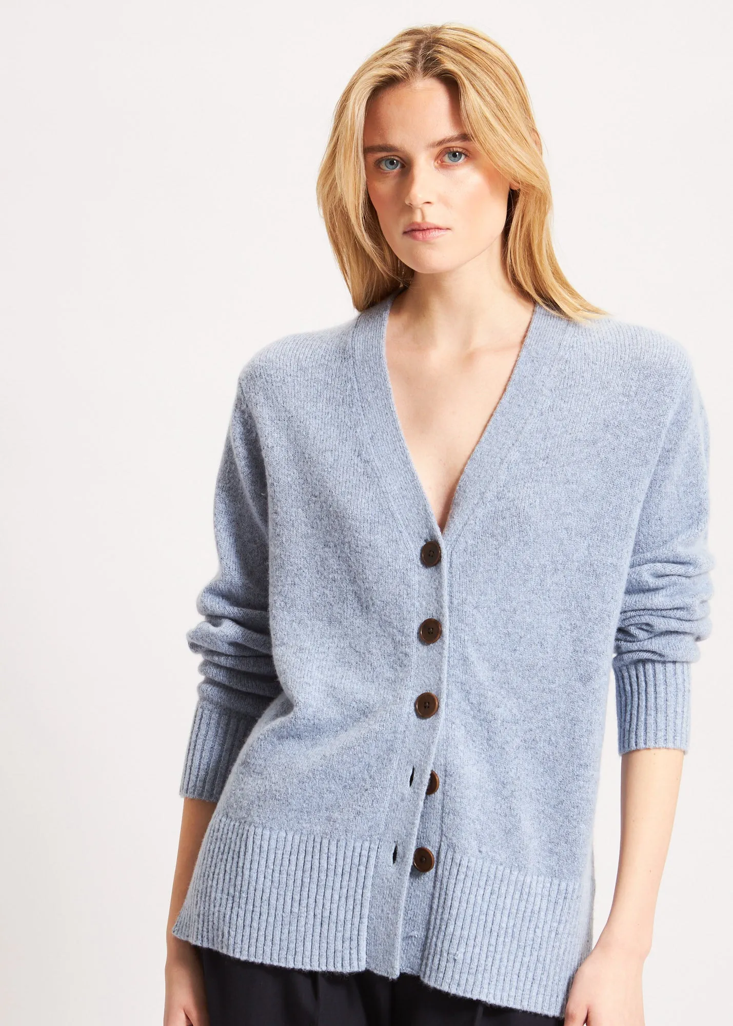 CASHMERE BLEND CARDIGAN