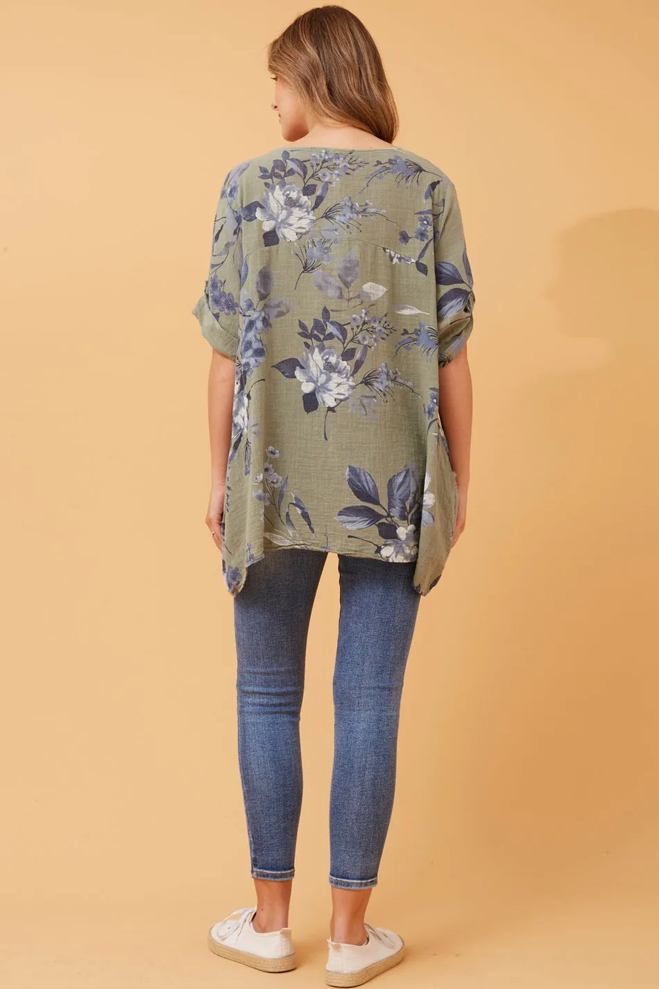 Stylish CIA Floral Print Tunic Top for Women - Elegant and Comfortable Casual Wear