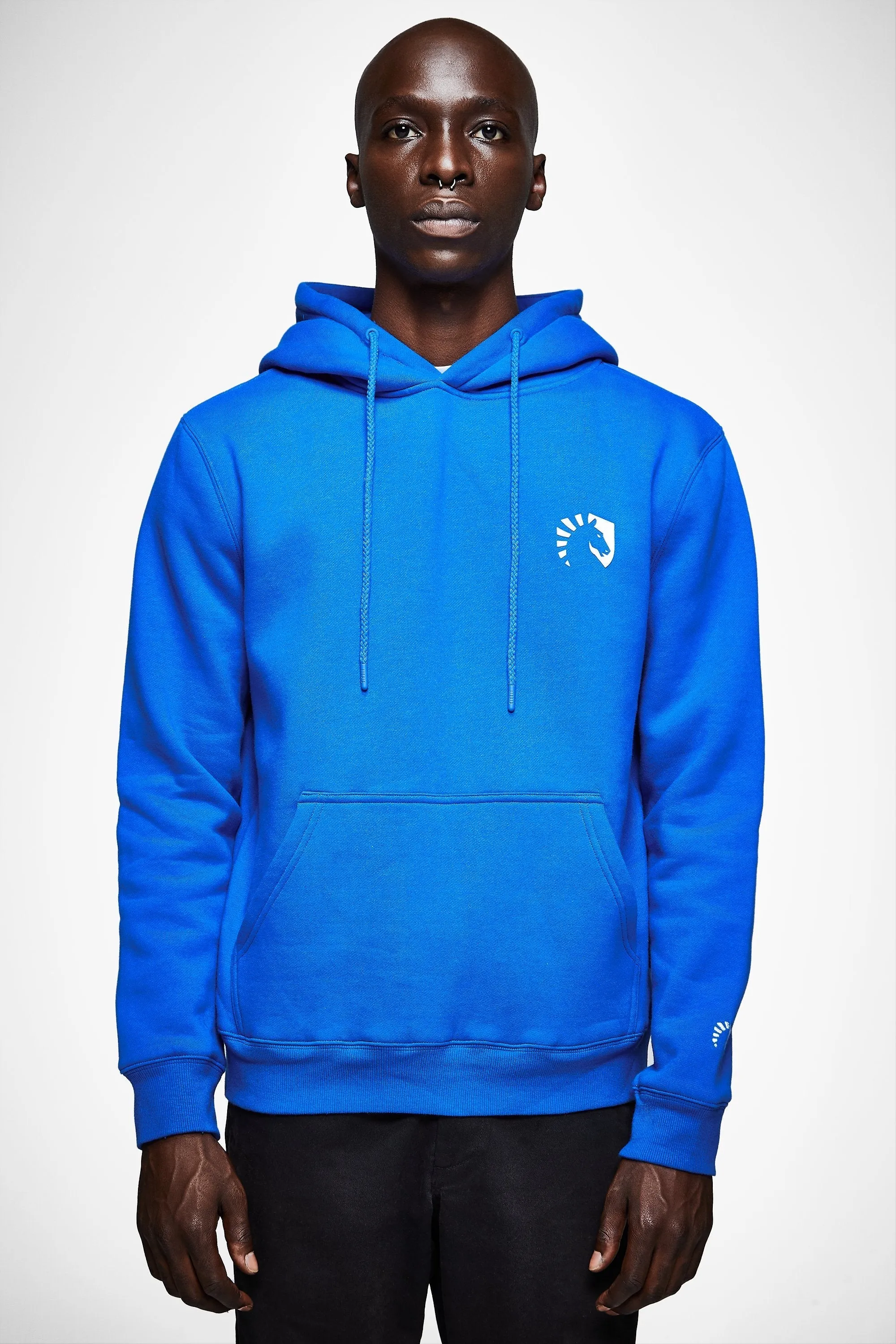 CORE PULLOVER HOODIE