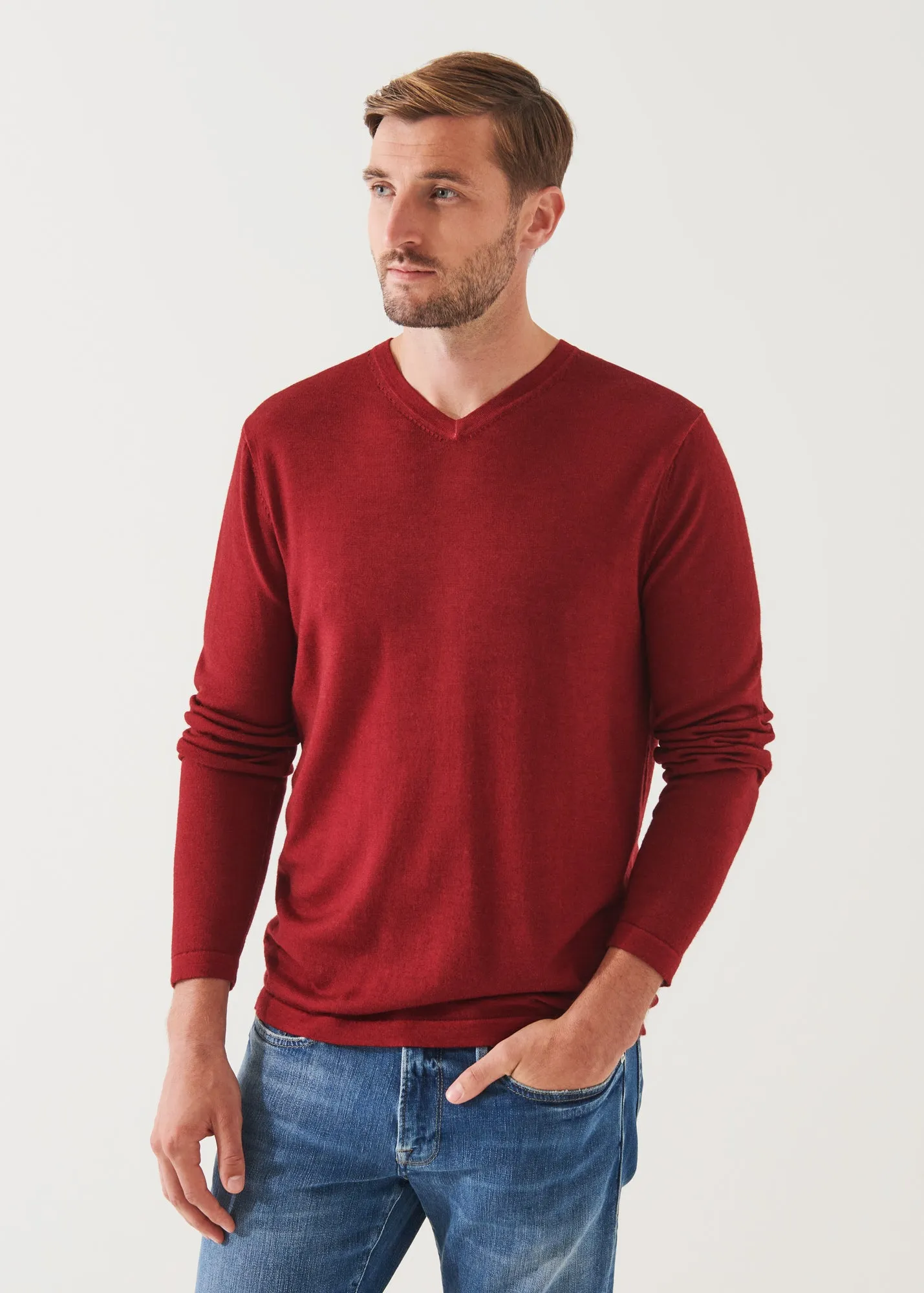 EXTRA-FINE MERINO VINTAGE WASH V-NECK