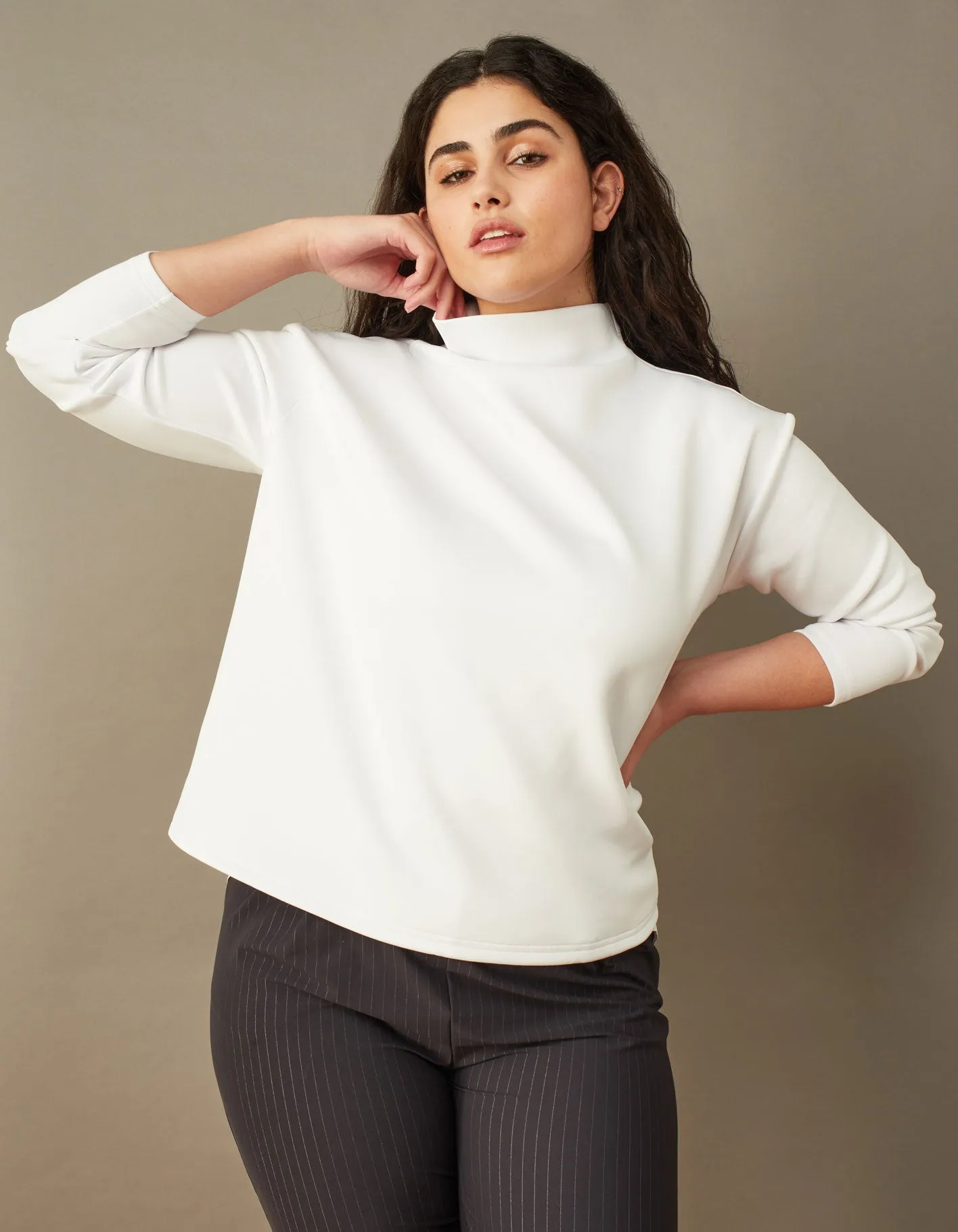 Sure! An optimized title for your e-commerce product Like A Boss Pullover could be:

Premium Like A Boss Graphic Pullover Sweatshirt for Men & Women - Cozy Casual Wear 

This title includes modifiers that highlight the products quality, style, and target audience.