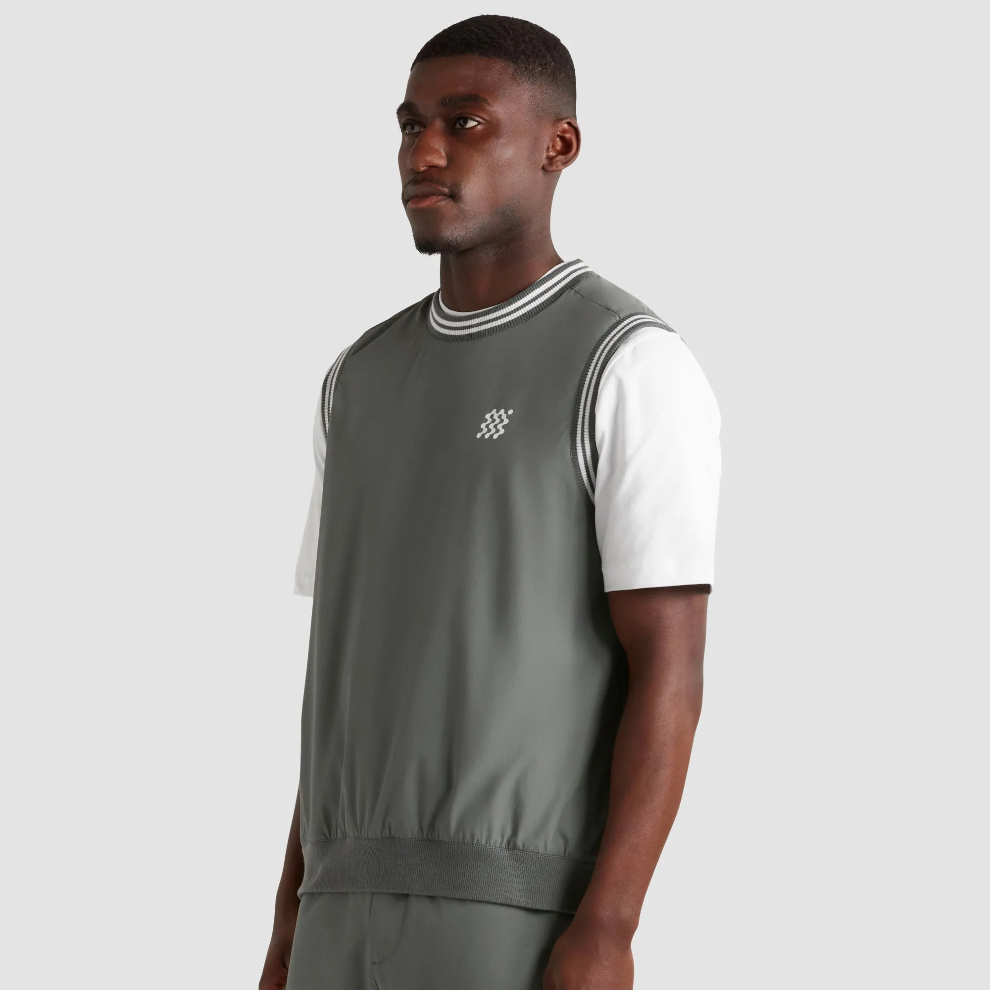 Manors Mens Crewneck Vest