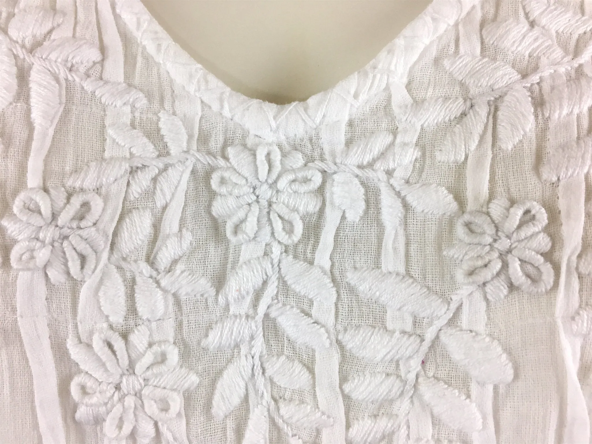 Sara Airy White Tunic