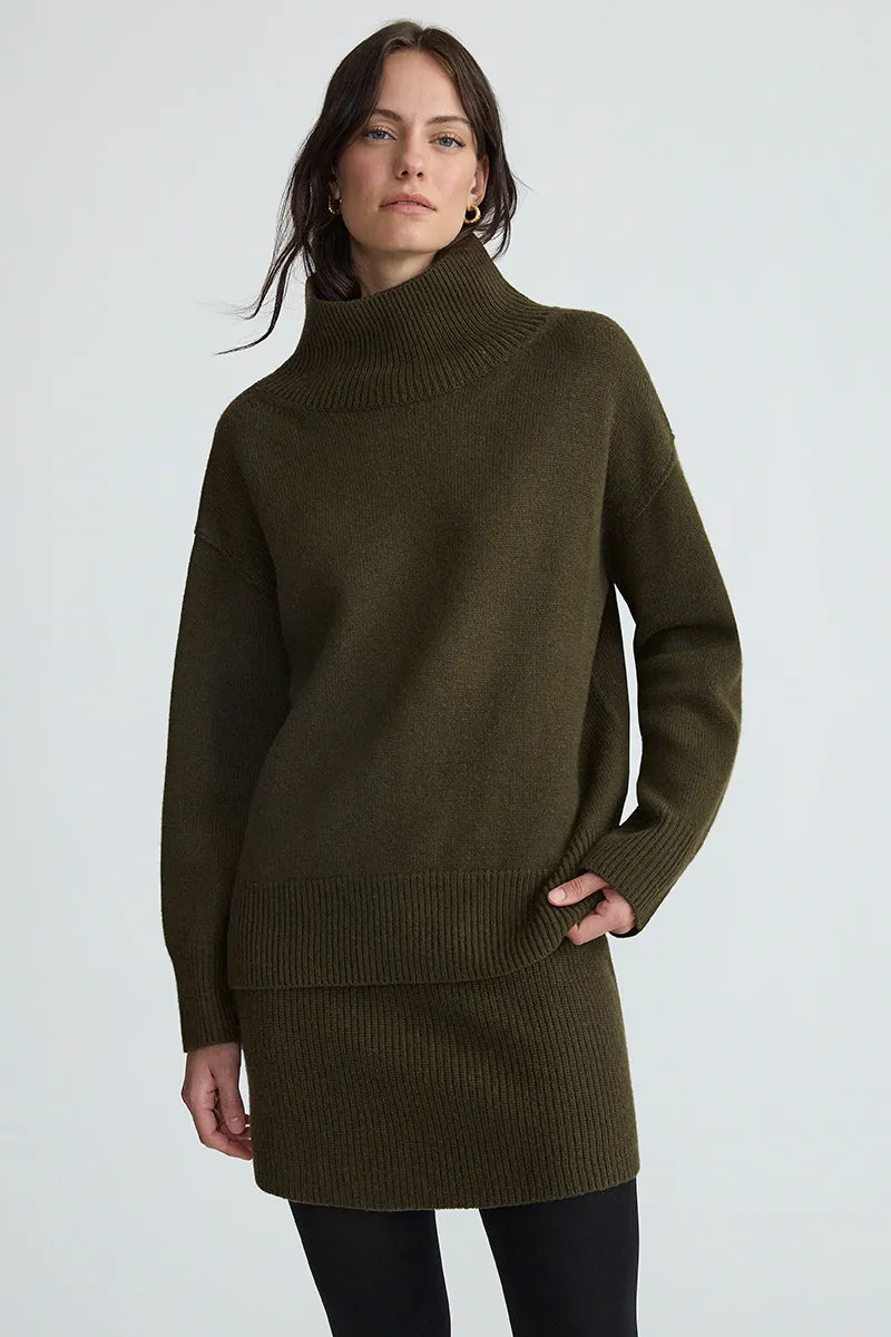 THE CLASSIC TURTLENECK - ARMY GREEN