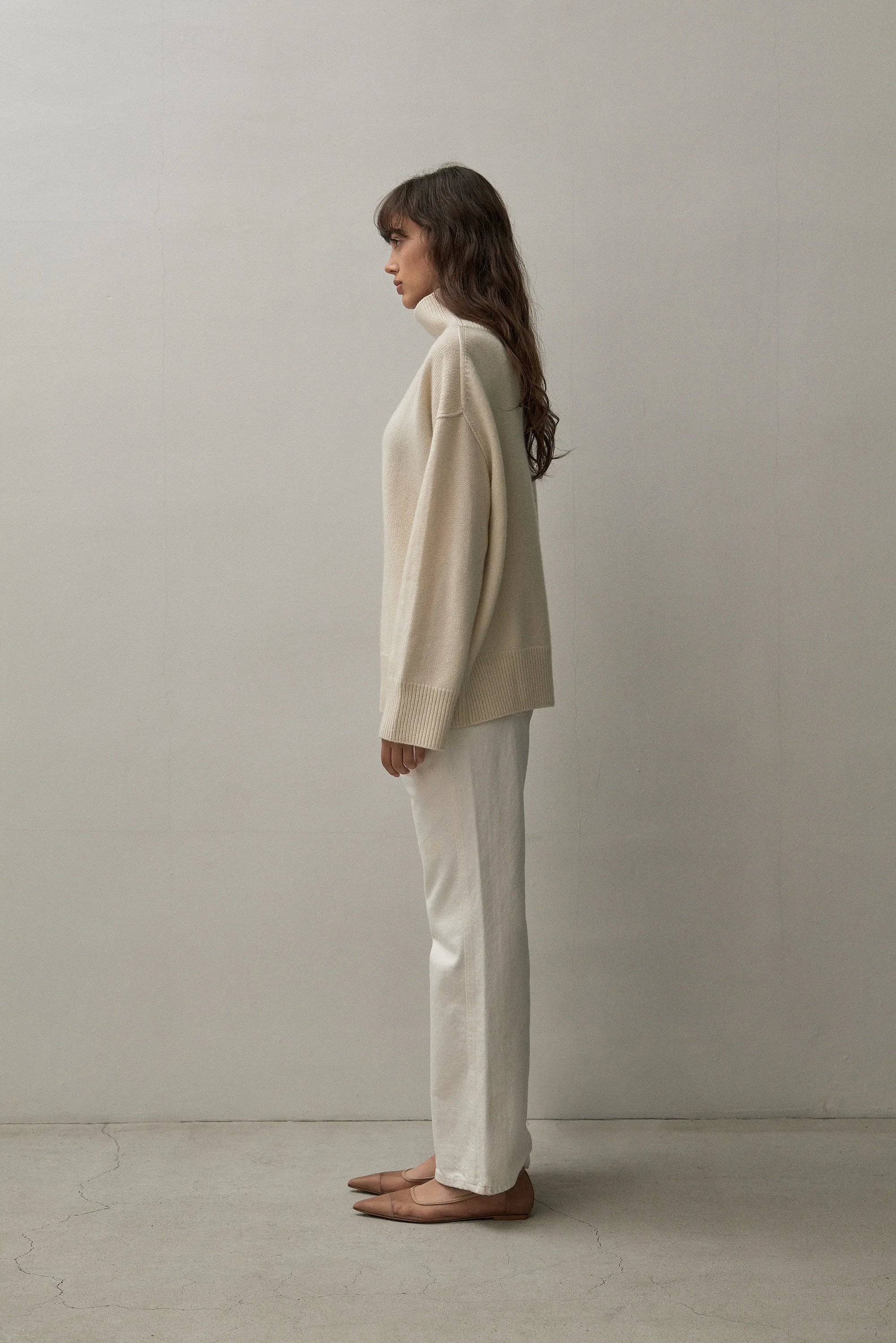 THE CLASSIC TURTLENECK - ECO WHITE