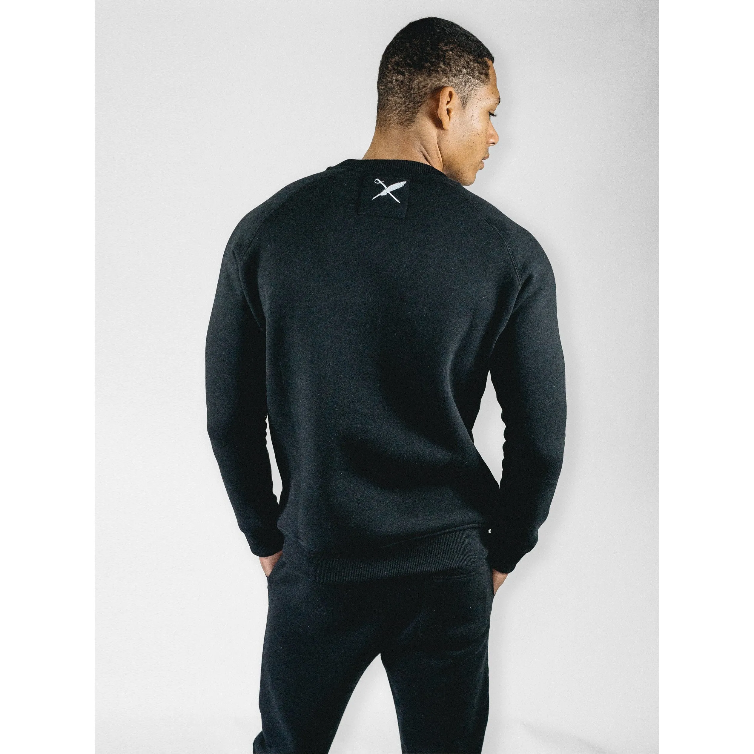 UNISEX BOBBY PULLOVER IN BLACK