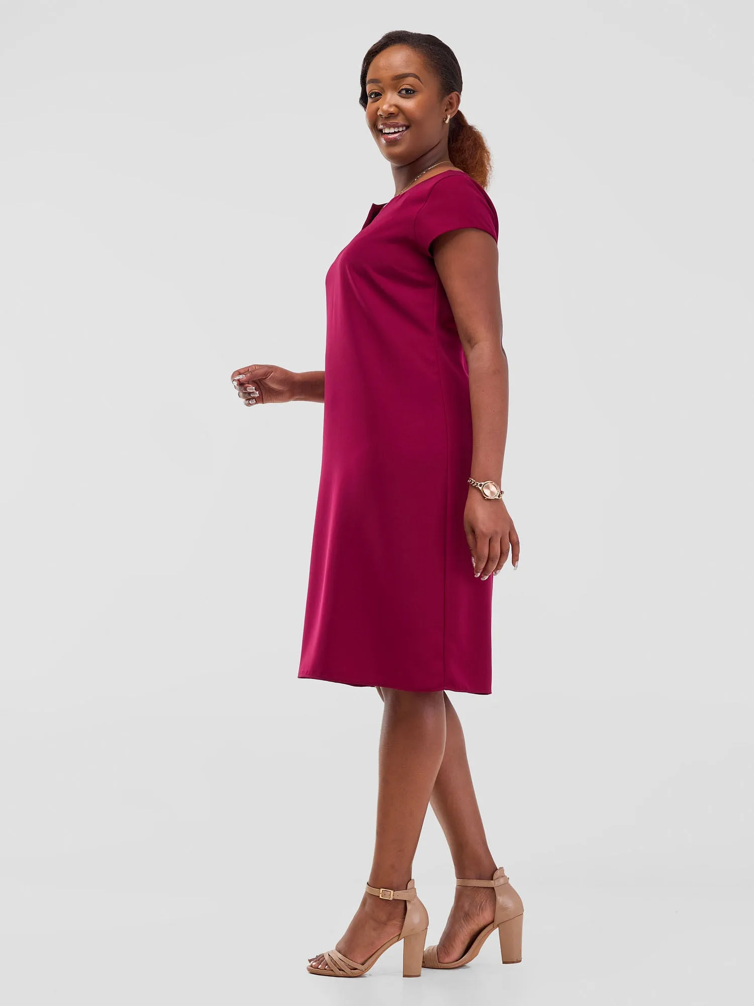 Vivo Nala Cap Sleeve Shift Dress - Deep Maroon